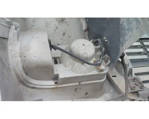 FORD F650SD (SUPER DUTY) HOOD