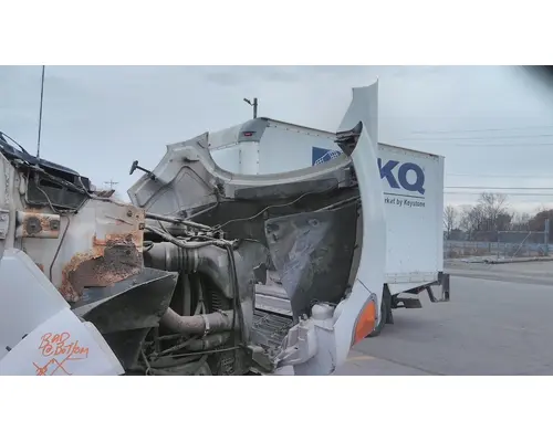 FORD F650SD (SUPER DUTY) HOOD