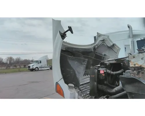 FORD F650SD (SUPER DUTY) HOOD