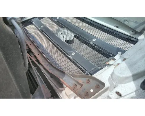 FORD F650SD (SUPER DUTY) HOOD