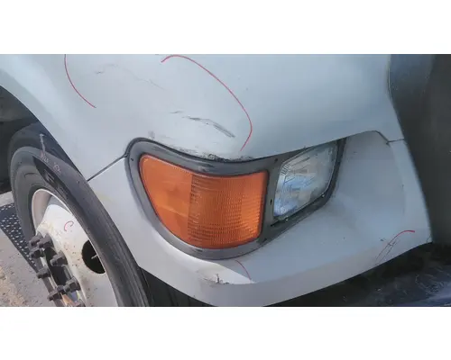 FORD F650SD (SUPER DUTY) HOOD