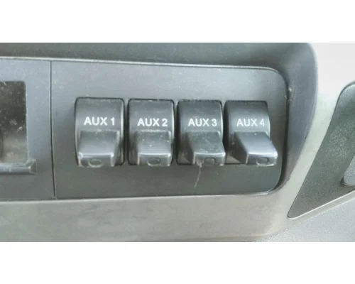 FORD F650SD (SUPER DUTY) INTERIOR PARTS, MISC.