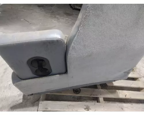 FORD F650SD (SUPER DUTY) SEAT, FRONT