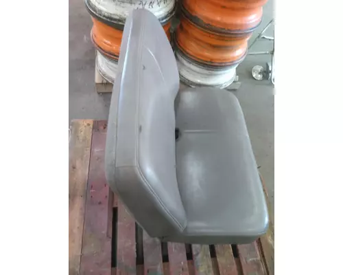 FORD F650SD (SUPER DUTY) SEAT, FRONT