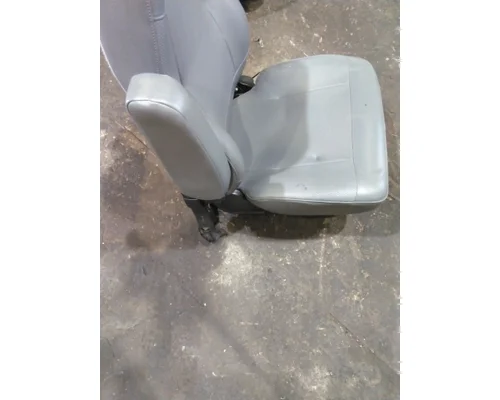 FORD F650SD (SUPER DUTY) SEAT, FRONT