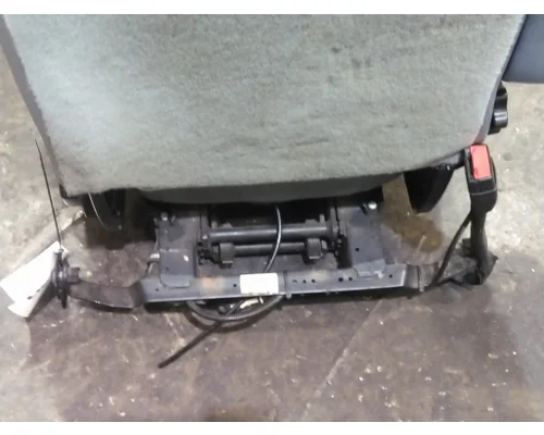 FORD F650SD (SUPER DUTY) SEAT, FRONT