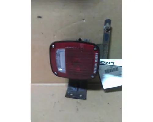 FORD F650SD (SUPER DUTY) STOP TURN TAIL LAMP