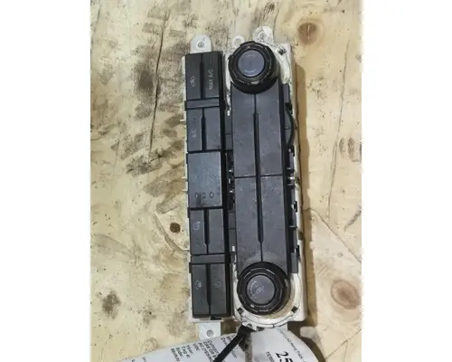 FORD F650SD (SUPER DUTY) TEMPERATURE CONTROL