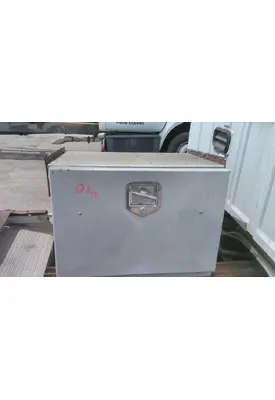 FORD F650SD (SUPER DUTY) TOOL BOX
