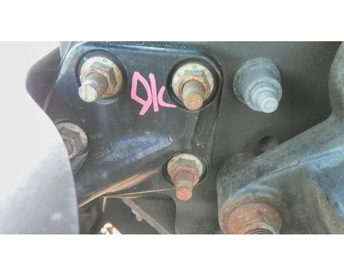 FORD F650SD (SUPER DUTY) TOW HOOK