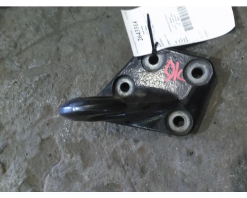 FORD F650SD (SUPER DUTY) TOW HOOK