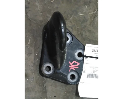 FORD F650SD (SUPER DUTY) TOW HOOK