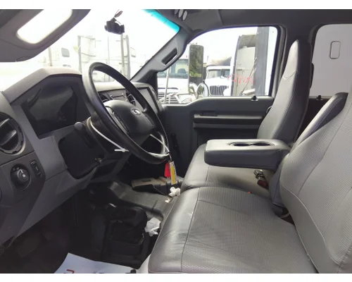 FORD F650SD (SUPER DUTY) WHOLE TRUCK FOR RESALE
