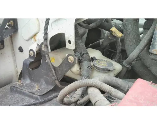 FORD F650SD (SUPER DUTY) WINDSHIELD WASHER RESERVOIR