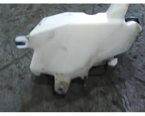 FORD F650SD (SUPER DUTY) WINDSHIELD WASHER RESERVOIR