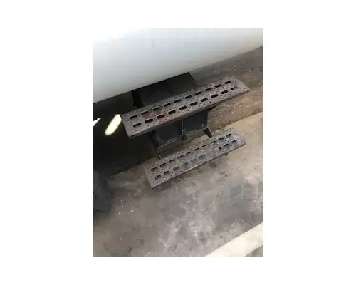 FORD F650 Battery BoxTray