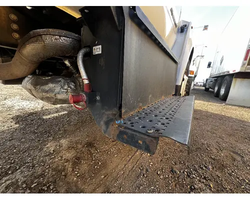 FORD F650 Battery Box