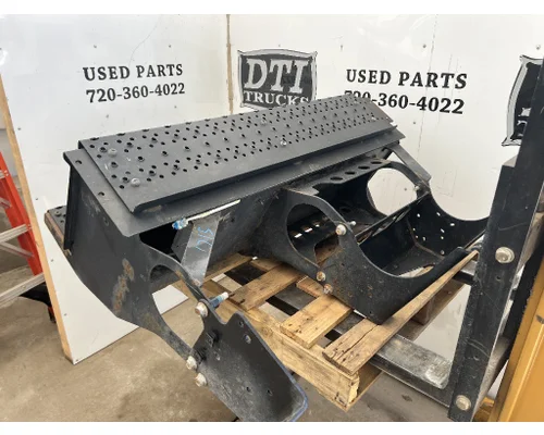 FORD F650 Battery Box