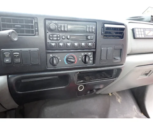 FORD F650 Cab