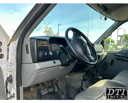 FORD F650 Cab