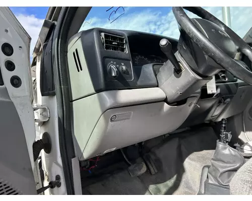 FORD F650 Cab