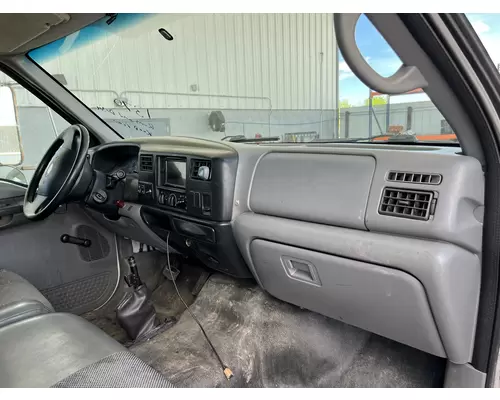 FORD F650 Cab