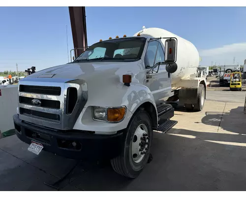 FORD F650 Cab