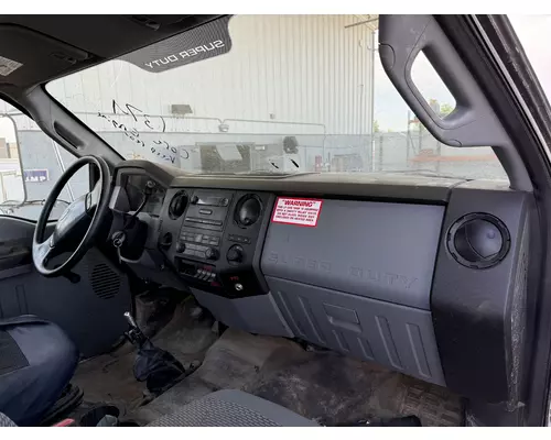 FORD F650 Cab