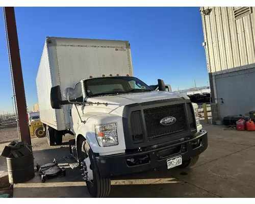 FORD F650 Cab