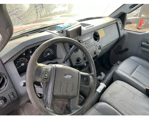 FORD F650 Cab