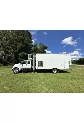 FORD F650 Complete Vehicle