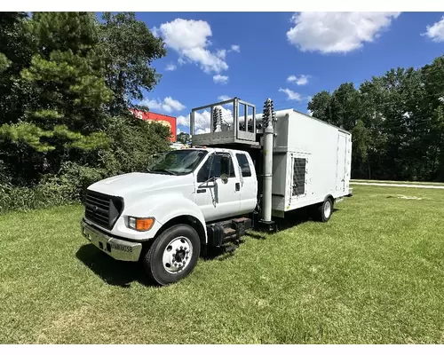 FORD F650 Complete Vehicle