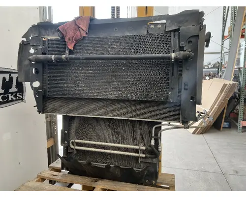 FORD F650 Cooling Assy. (Rad., Cond., ATAAC)