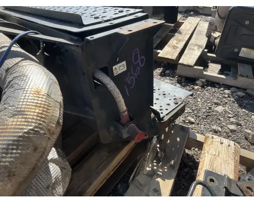 FORD F650 DPF (Diesel Particulate Filter)