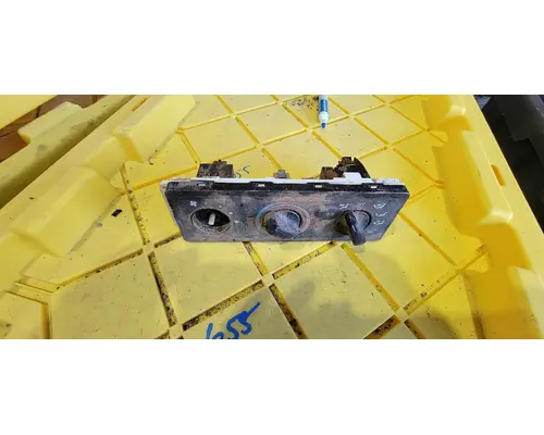 FORD F650 ECM (HVAC)