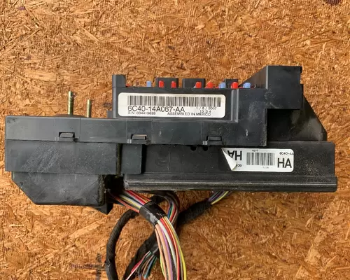 FORD F650 Fuse Box