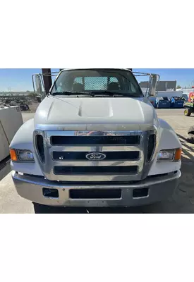 FORD F650 Grille