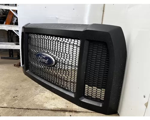 FORD F650 Grille