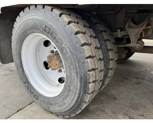 FORD F650 Hub