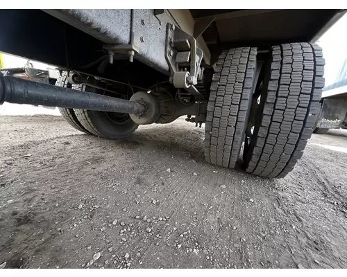 FORD F650 Hub
