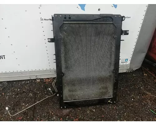 FORD F650 Radiator