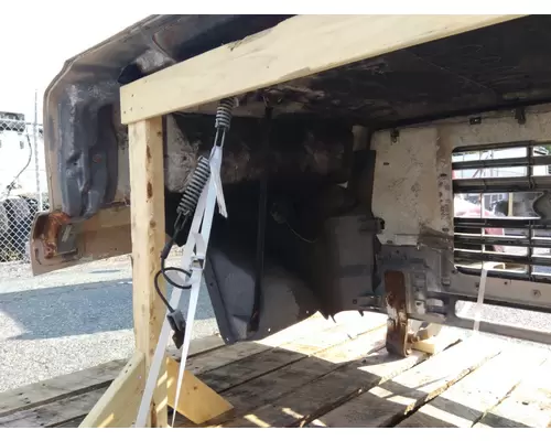 FORD F700 1980-1994 HOOD