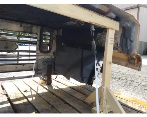FORD F700 1980-1994 HOOD