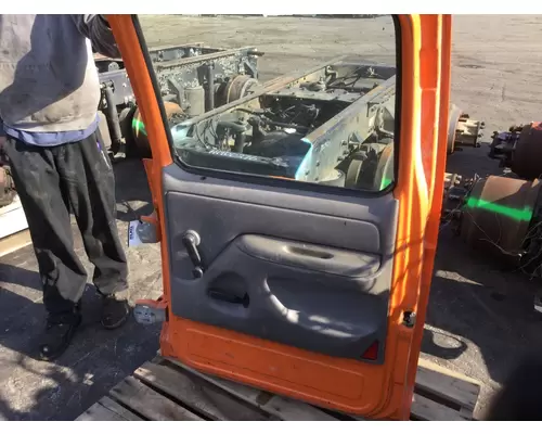 FORD F700 1987-1999 DOOR ASSEMBLY, FRONT