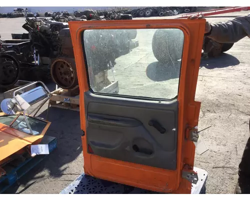 FORD F700 1987-1999 DOOR ASSEMBLY, FRONT
