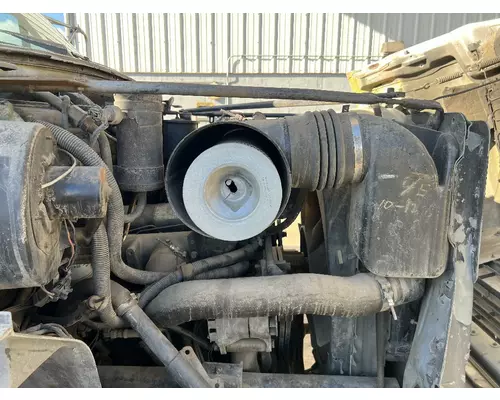 FORD F700 Air Cleaner