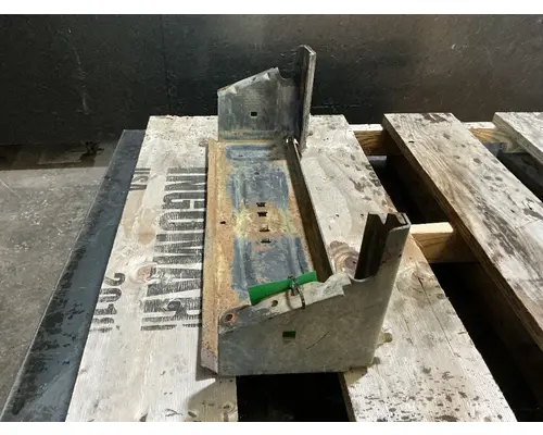 FORD F700 Battery Boxes