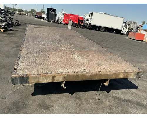 FORD F700 Body  Bed