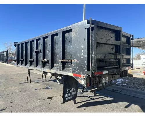 FORD F700 Box  Bed