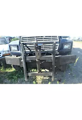 FORD F700 Bumper Assembly, Front